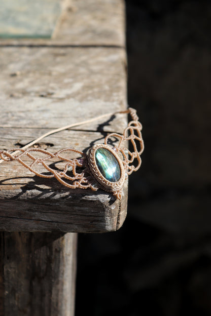 Dainty Green LABRADORITE choker with fluorite beads