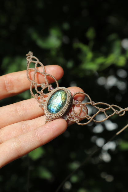 Dainty Green LABRADORITE choker with fluorite beads
